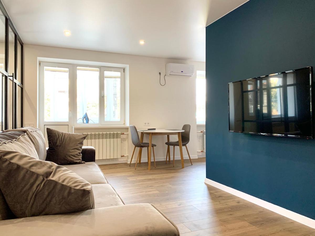 Navy City Center Apartment Двокімнатні Апартаменти В Центрі Міста Poltava Bagian luar foto