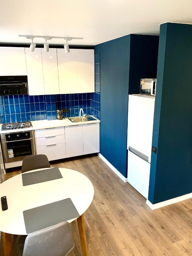 Navy City Center Apartment Двокімнатні Апартаменти В Центрі Міста Poltava Bagian luar foto