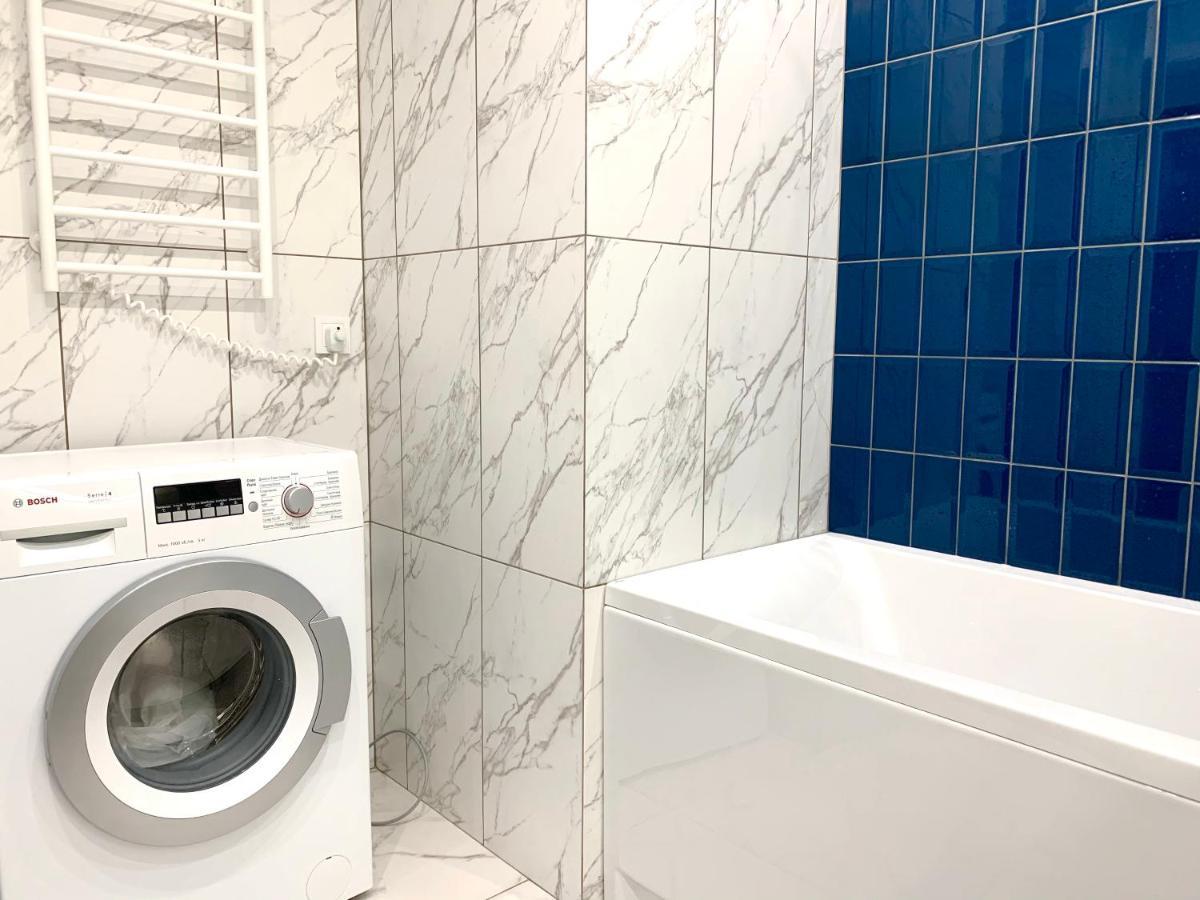 Navy City Center Apartment Двокімнатні Апартаменти В Центрі Міста Poltava Bagian luar foto
